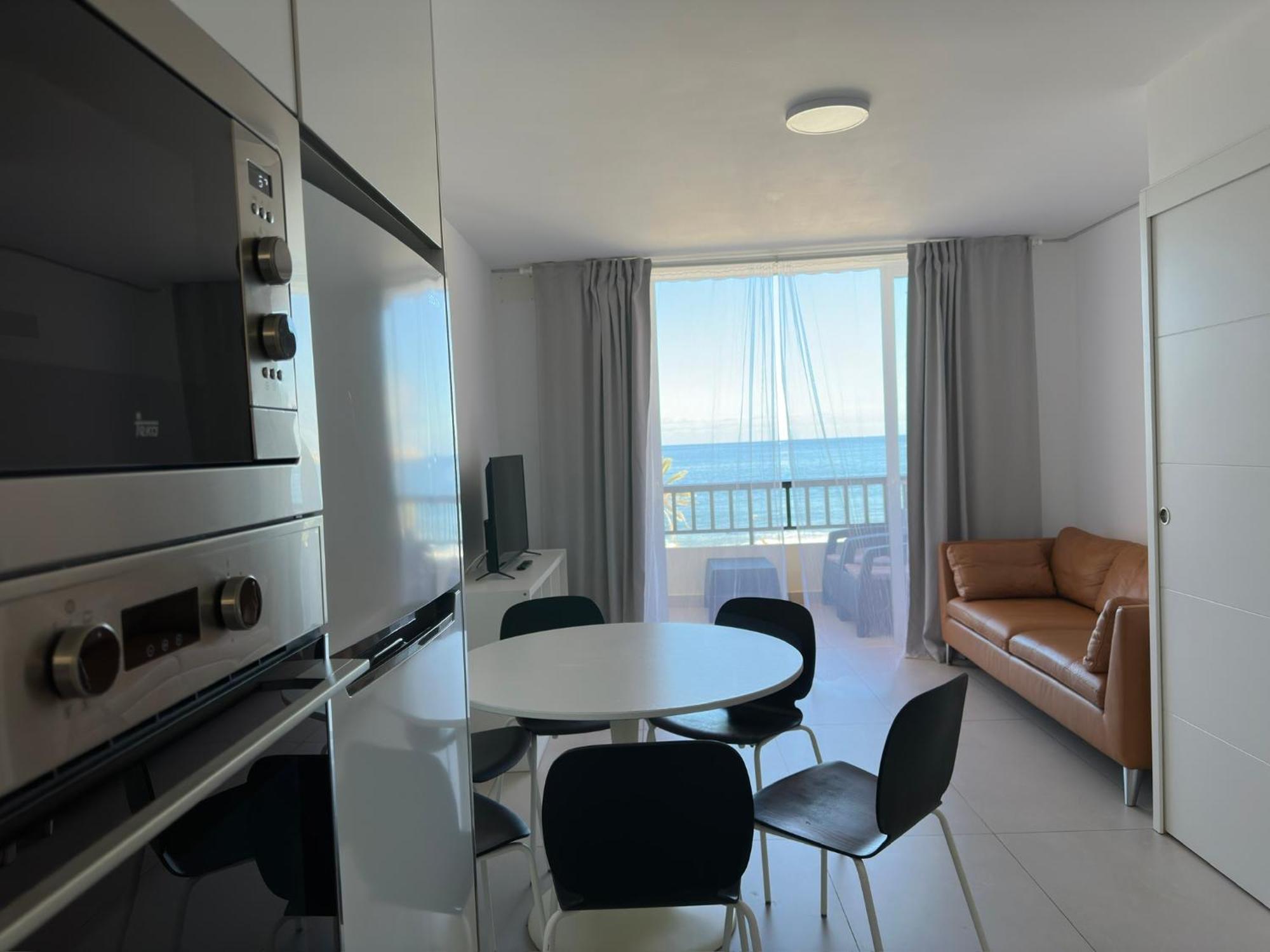Parque Santiago II , Renovated, Ocean View, Heated Swimming Pool ! Lejlighed Playa de las Américas Eksteriør billede